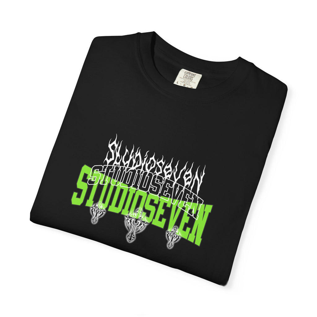 Studio Seven Black & Green Graphic Tee.